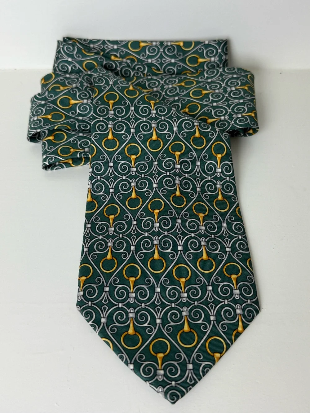 Paolo Gucci 100% silk tie